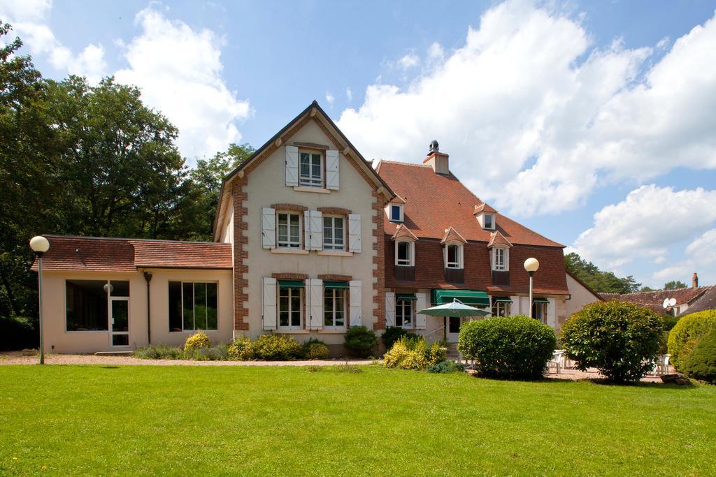 Le Troncais Hotel Saint-Bonnet-Tronçais Exterior foto